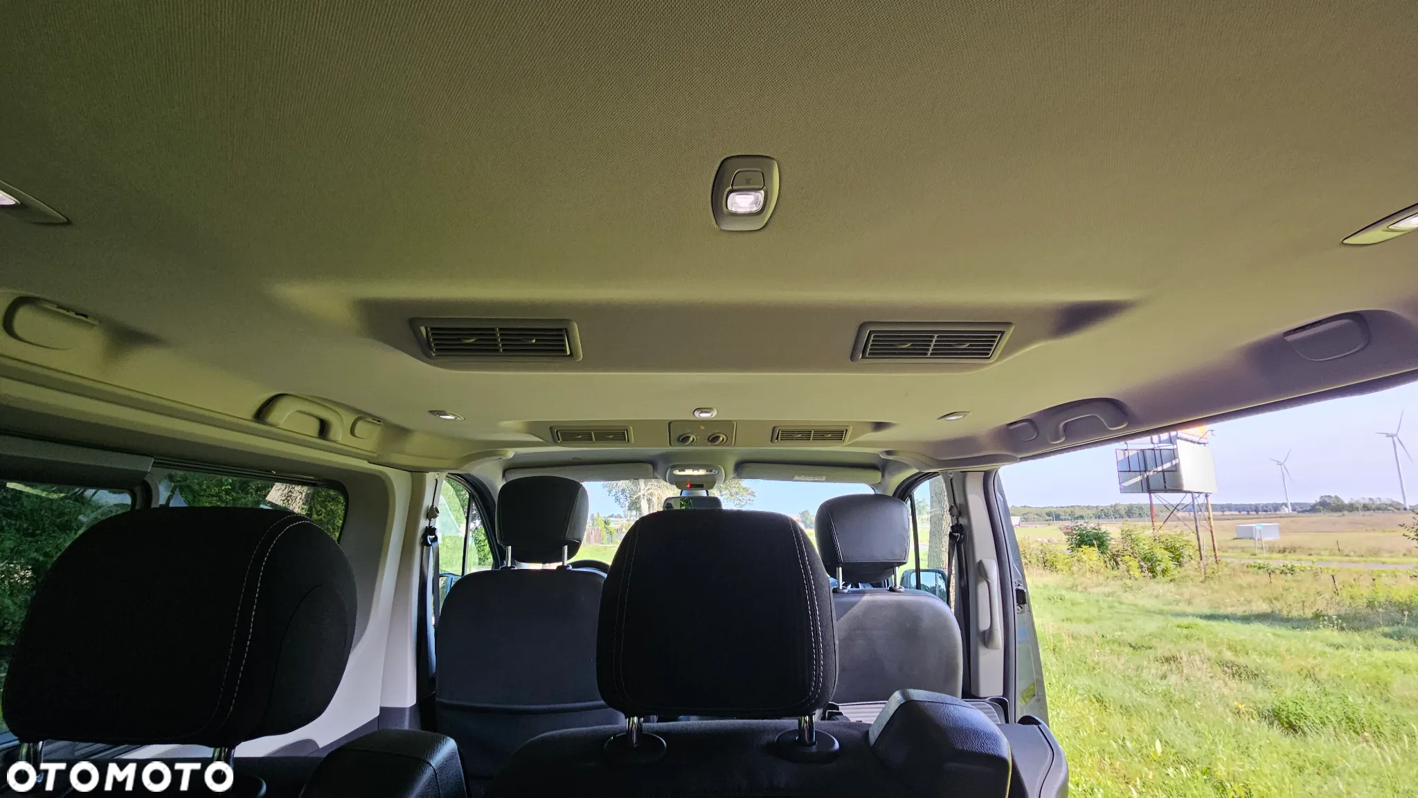 Renault Trafic SpaceClass 2.0 dCi - 17
