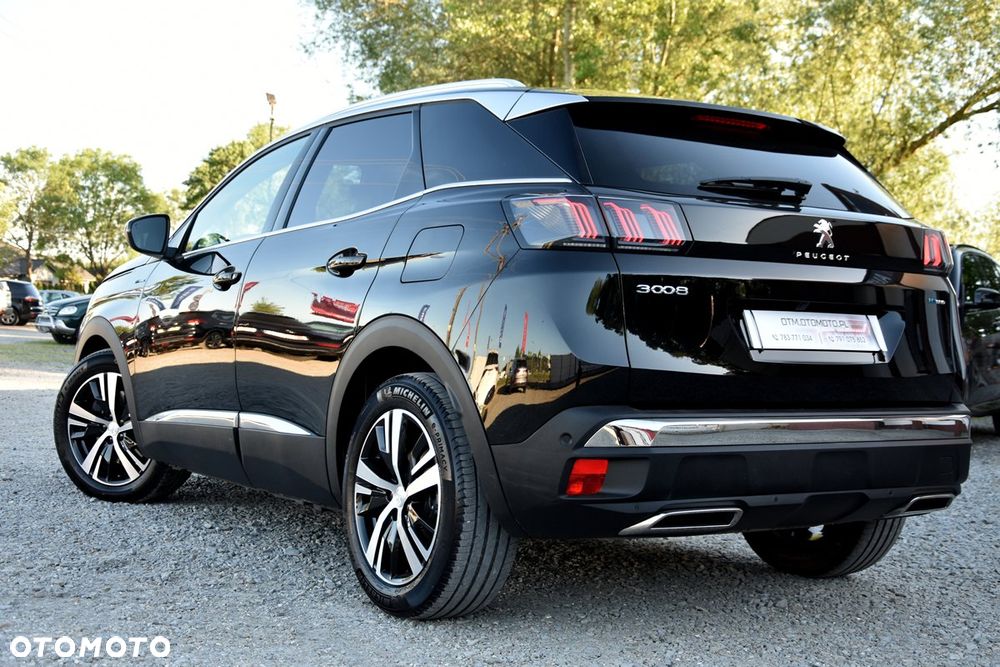 Peugeot 3008 1.6 PureTech HYbrid GT Line S&S EAT8 - 9