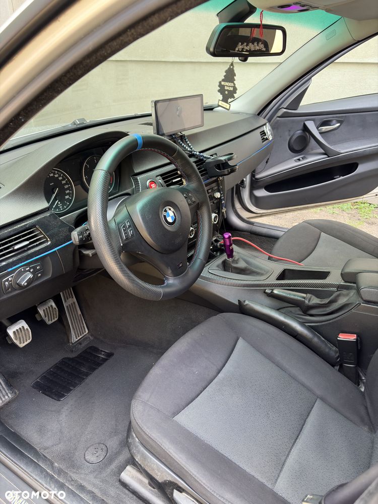 BMW Seria 3 320d - 8