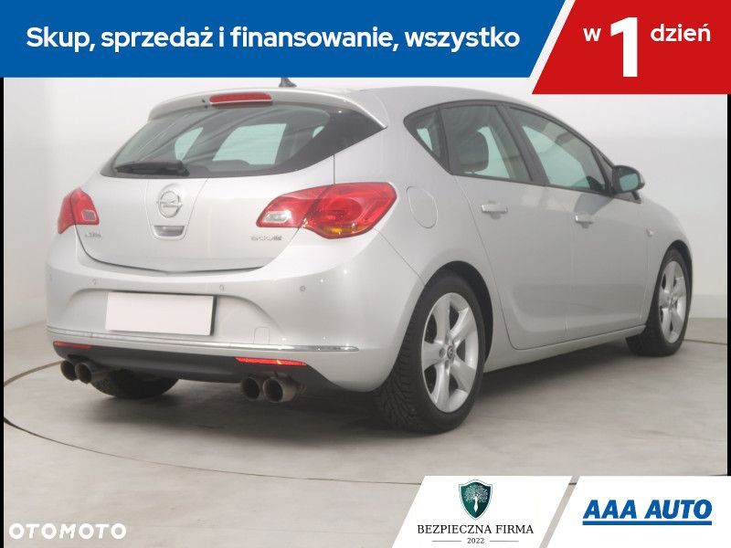 Opel Astra - 7