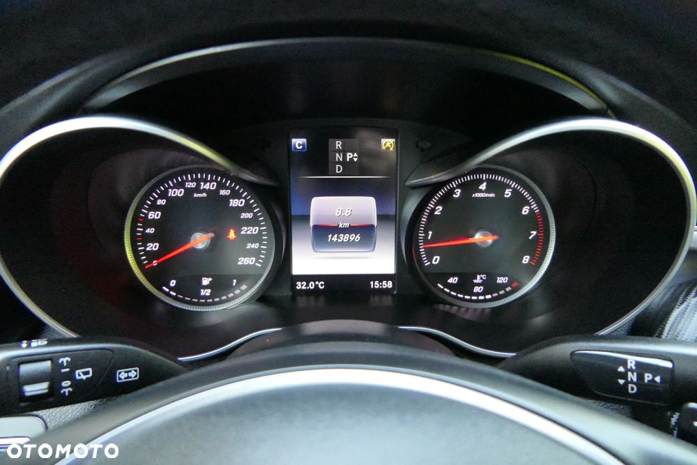 Mercedes-Benz Klasa C 180 (BlueEFFICIENCY) 7G-TRONIC - 28