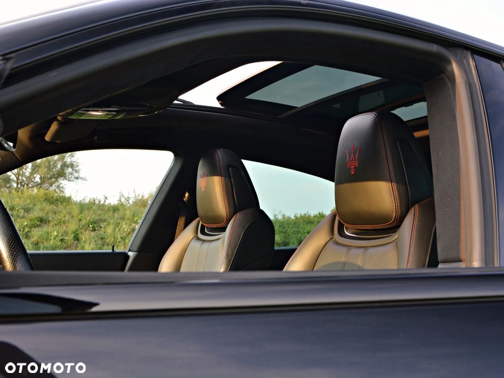 Maserati Levante S Q4 GranSport - 22