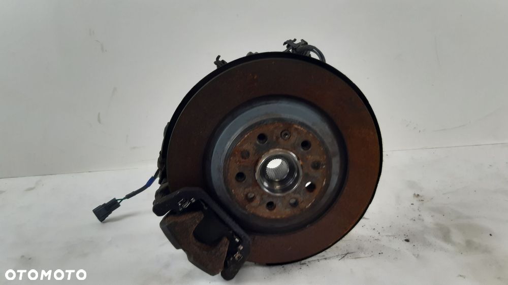 JEEP CHEROKEE KL 2.0 MTJ PIASTA ZWROTNICA PRAWA TYŁ 68196768AD