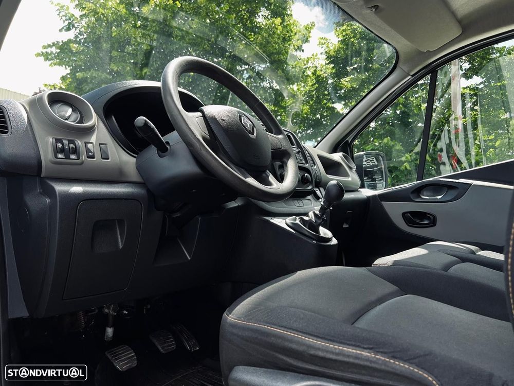 Renault Trafic 1.6 dCi L2H1 1.2T SS - 13