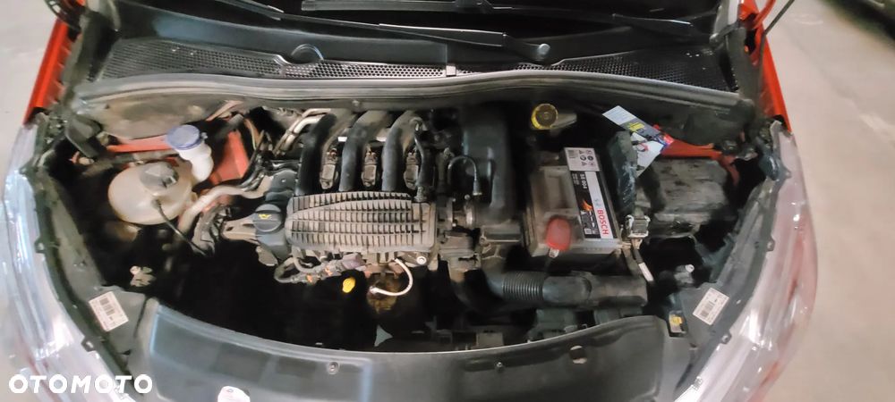 Peugeot 208 1.2 PureTech Allure - 11