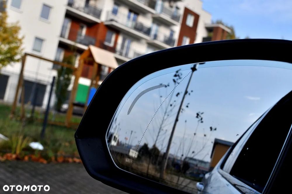 Volvo XC 40 T3 R-Design - 34