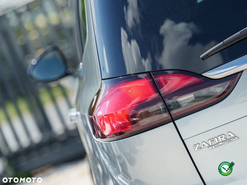 Opel Zafira 1.6 T SIDI Cosmo S&S - 11