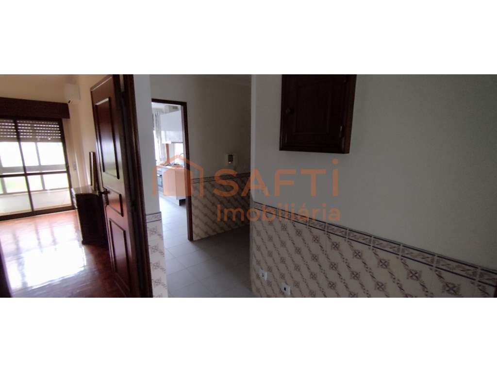 Apartamento T2 na Encosta do Sol - Grande imagem: 3/14