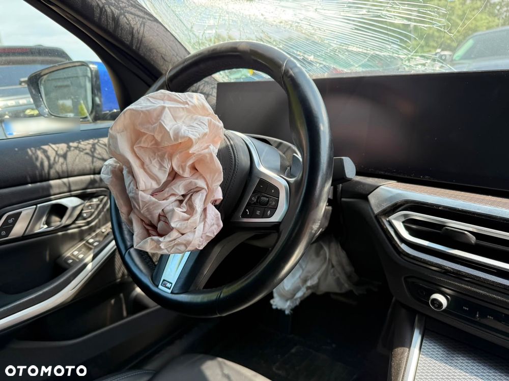 BMW Seria 3 318d M Sport - 16