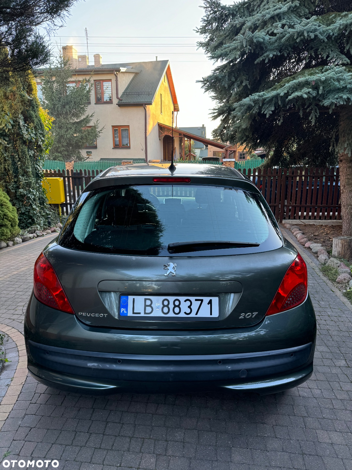 Peugeot 207 1.4 16V Presence - 5
