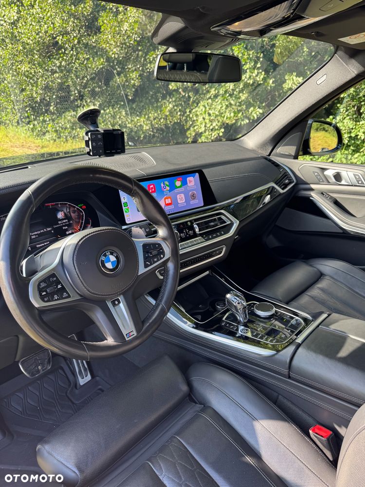 BMW X5 xDrive40i - 12