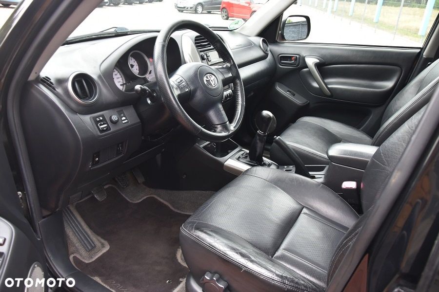 Toyota RAV4 4x4 Executive - 11