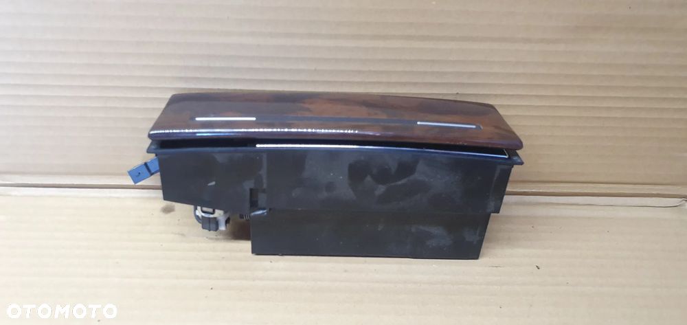 Popielniczka schowek Audi A8 D3 4E0857951C - 1