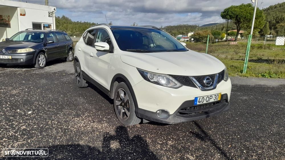 Nissan Qashqai 1.6 dCi N-Connecta - 8