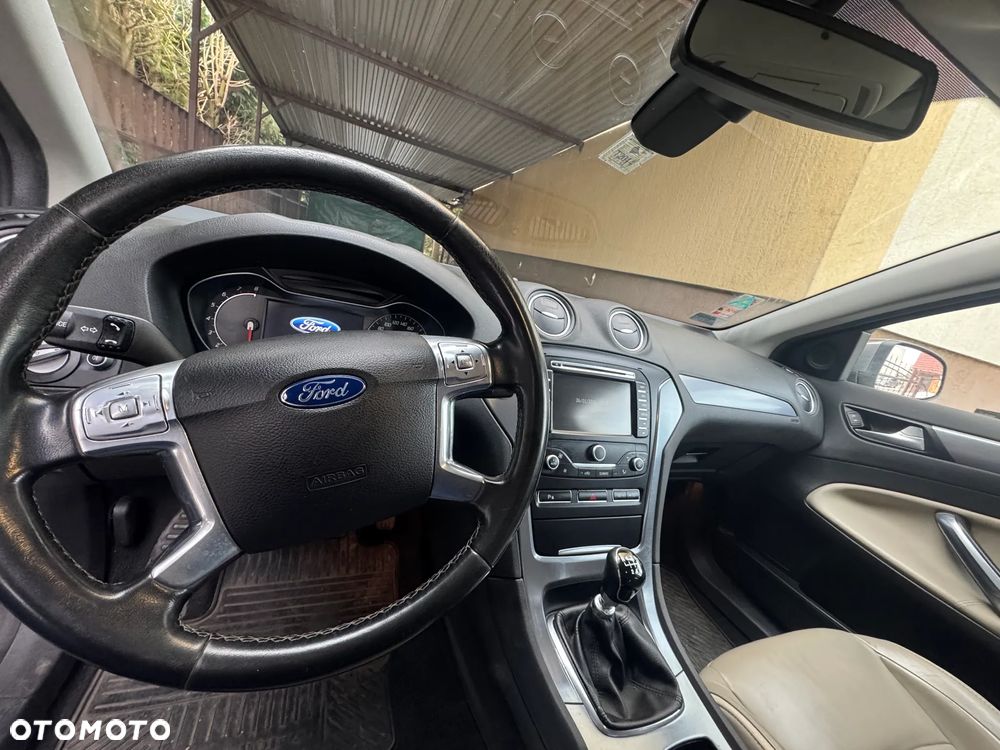 Ford Mondeo 1.6 T Titanium - 19