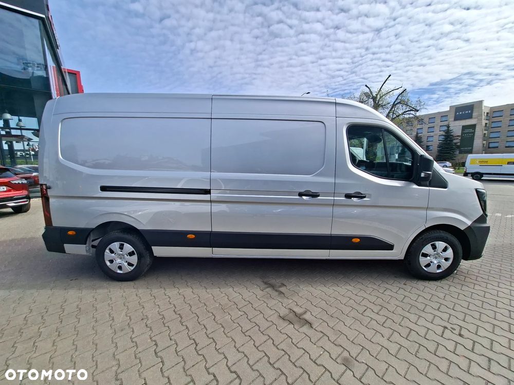 Nissan Interstar L3H2 - 4
