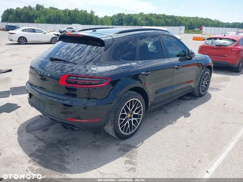 Porsche Macan - 8