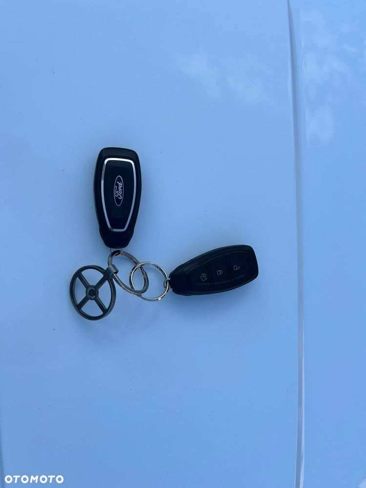 Ford Fiesta 1.0 EcoBoost STart-Stop ST-LINE - 27