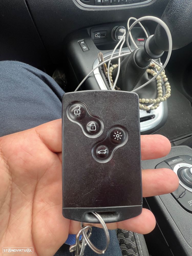 Renault Scénic 1.5 dCi Exclusive SS - 8