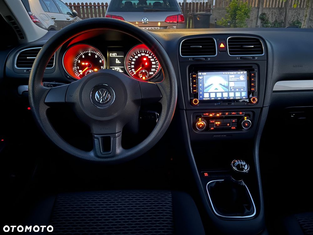 Volkswagen Golf - 4