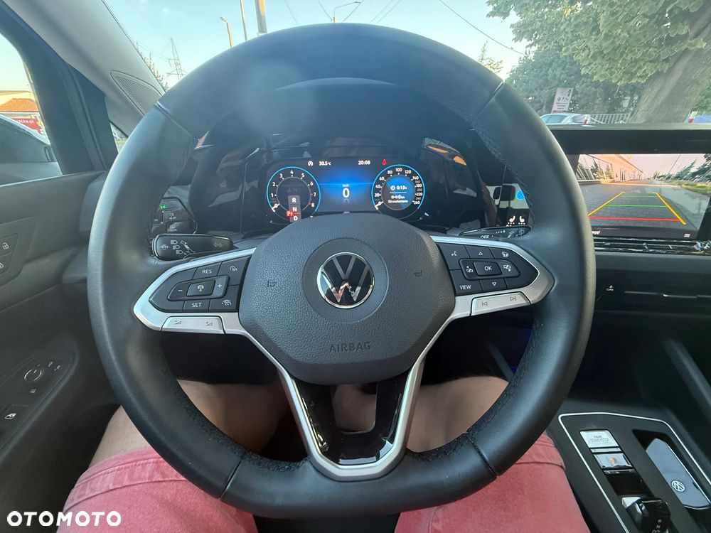 Volkswagen Golf 1.5 eTSI EVO Style DSG - 32