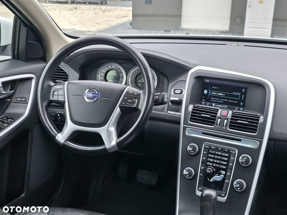 Volvo XC 60 - 13