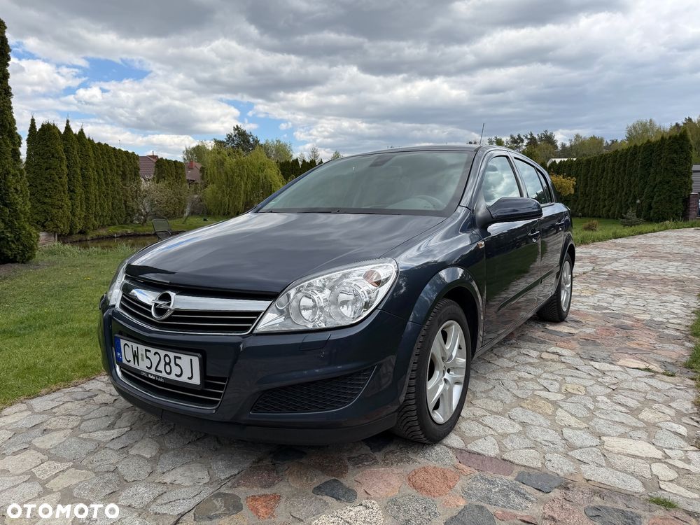 Opel Astra - 2