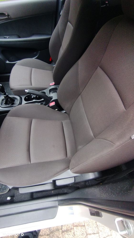 Hyundai i30 1.6 CRDi Classic - 11
