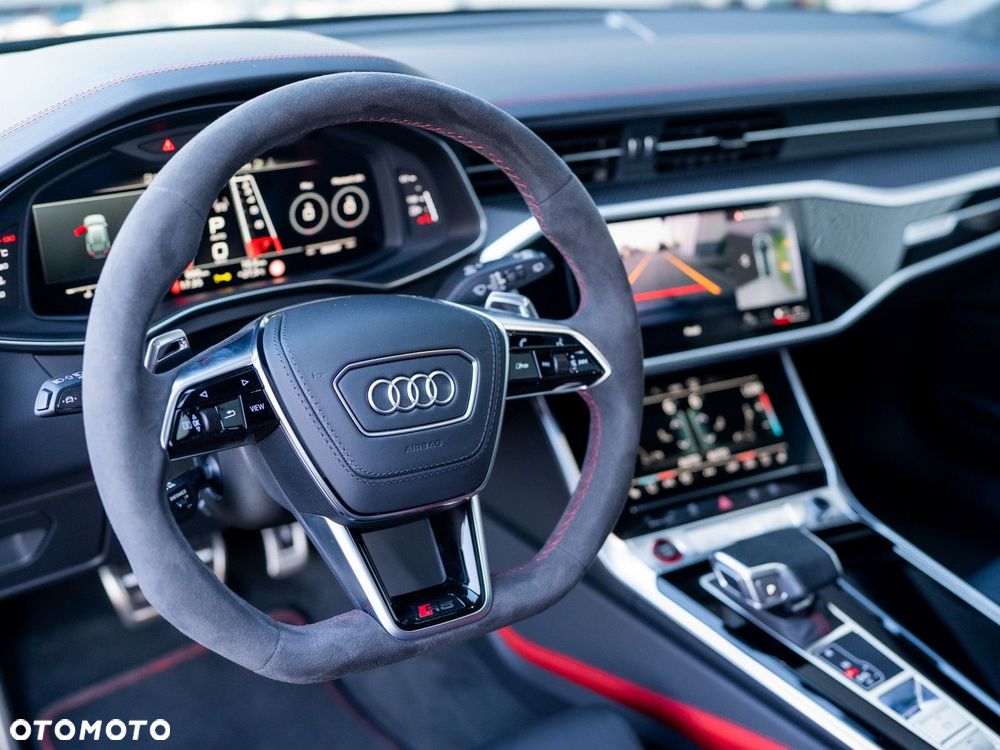Audi RS6 Avant - 12