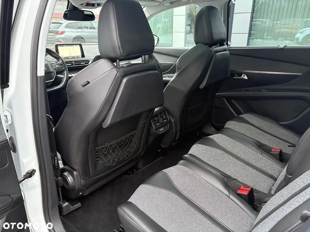 Peugeot 5008 PureTech 130 Stop & Start Access - 22