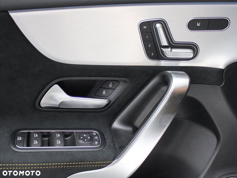 Mercedes-Benz Klasa A 45 S AMG 4-Matic 8G-DCT - 16