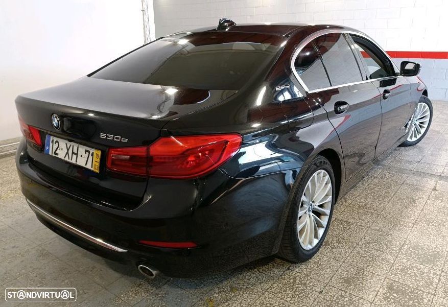 BMW 530 e iPerformance Line Luxury - 3