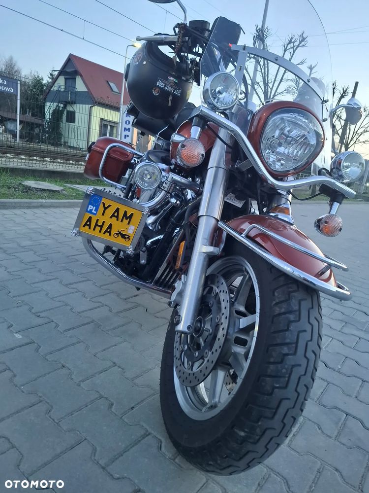 Yamaha XVS - 8