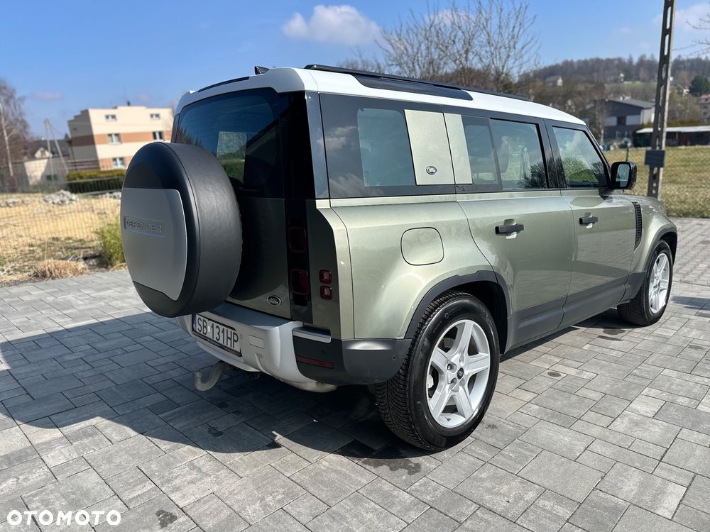Land Rover Defender 110 D240 SE - 12