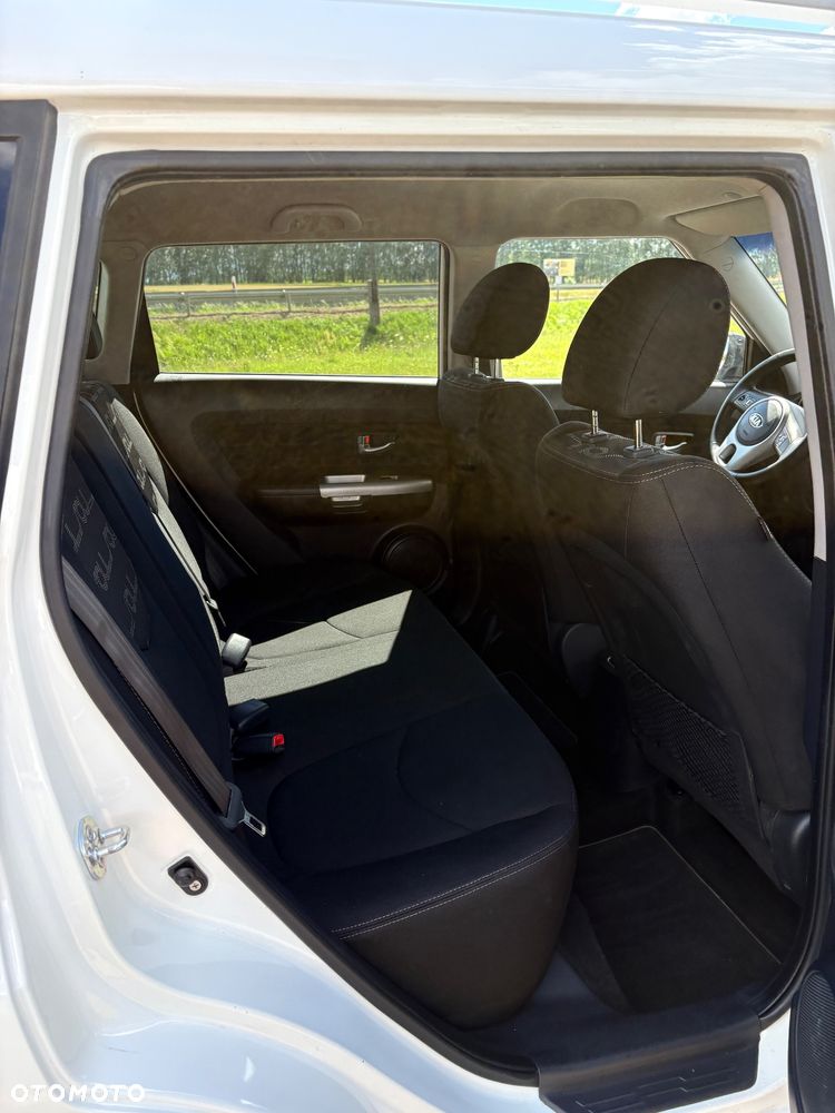 Kia Soul 1.6 CRDI White Collection - 17