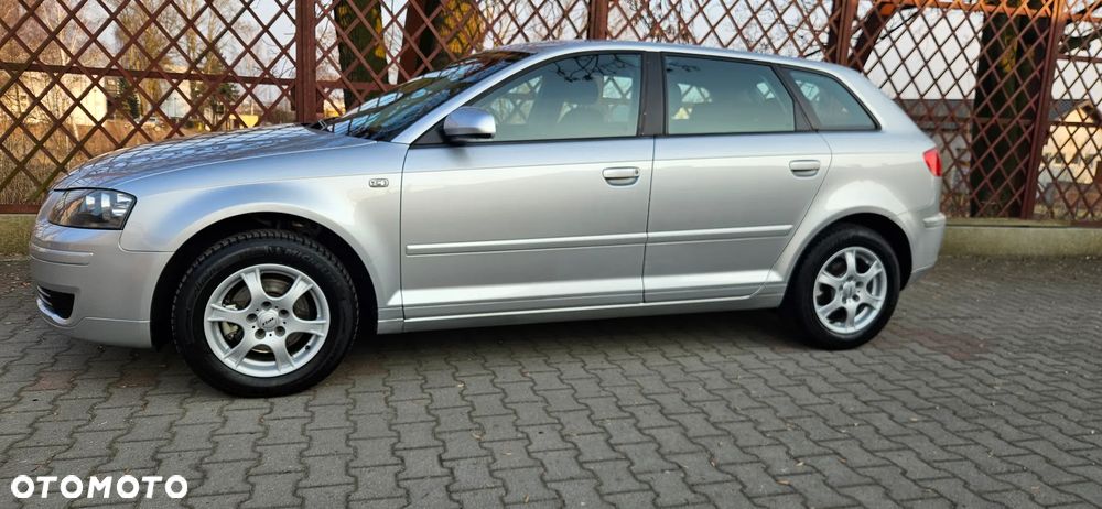 Audi A3 Sportback 1.6 Attraction - 8