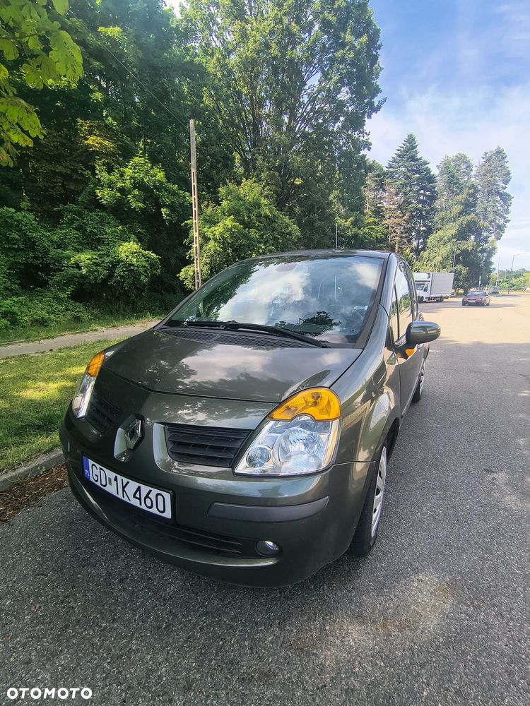 Renault Modus - 1