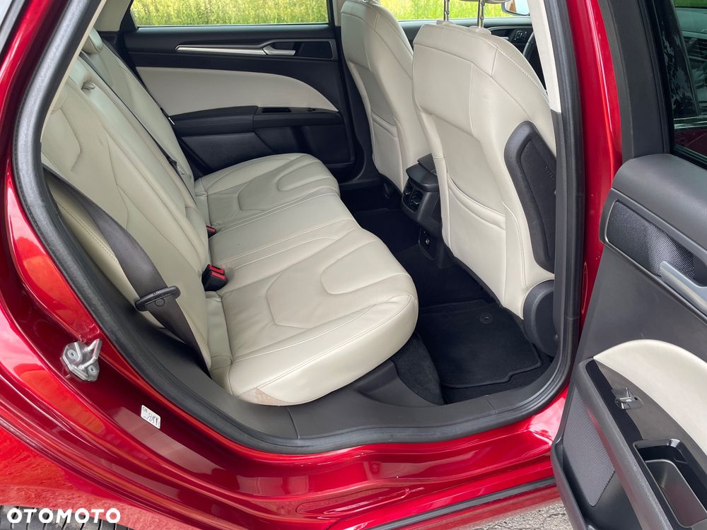 Ford Mondeo 2.0 TDCi Titanium - 22