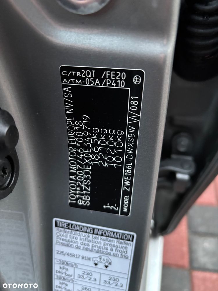 Toyota Auris Hybrid 135 Selection - 23