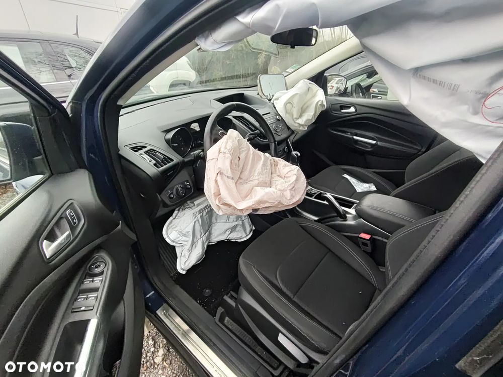 Ford Kuga 1.5 EcoBoost FWD Trend ASS - 21