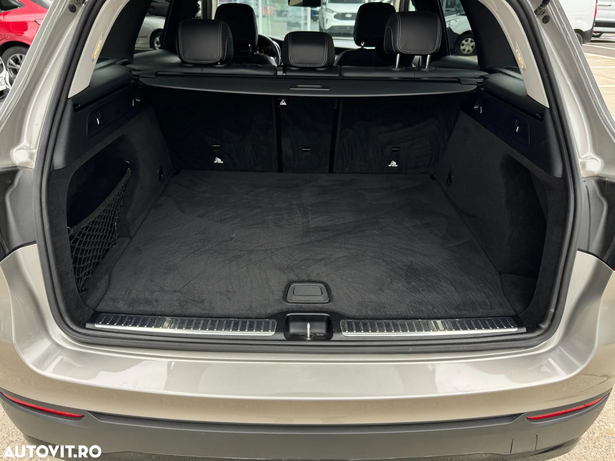 Mercedes-Benz GLC 300 d 4Matic 9G-TRONIC Exclusive - 26