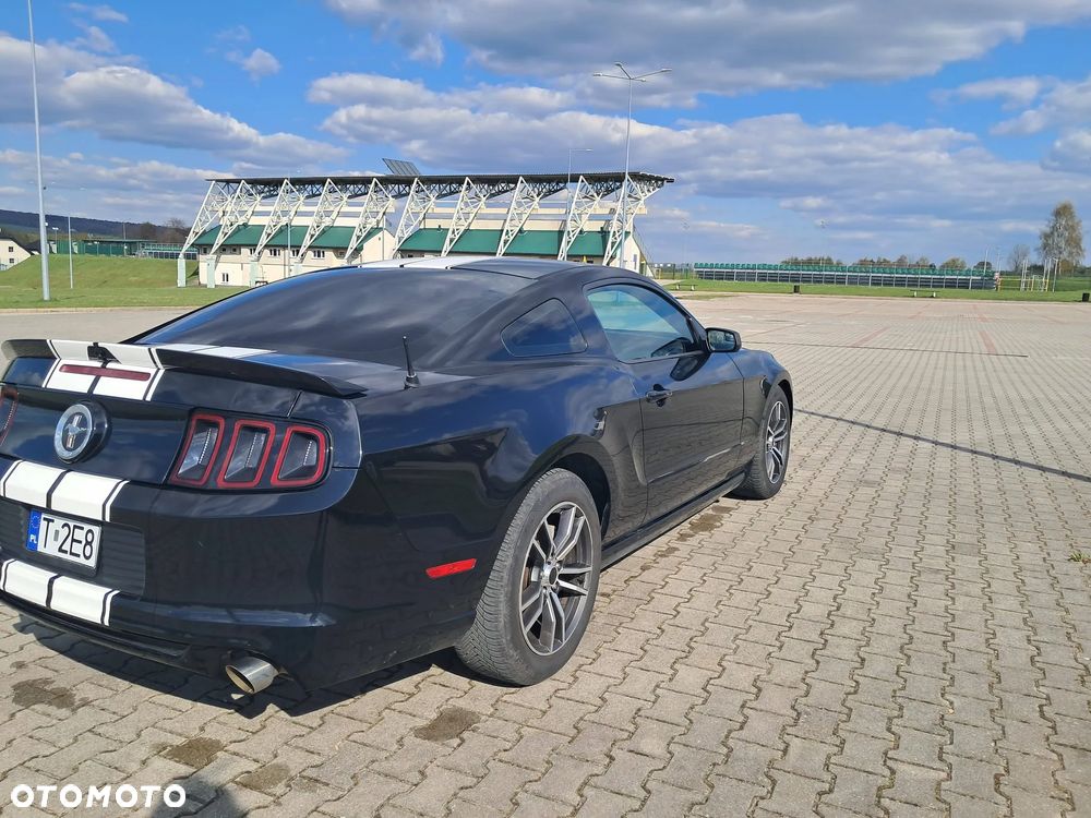 Ford Mustang - 2