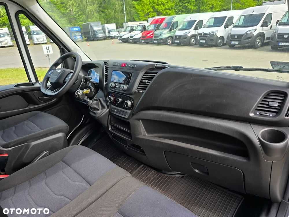 Iveco MR DAILY 35S/MR - 15