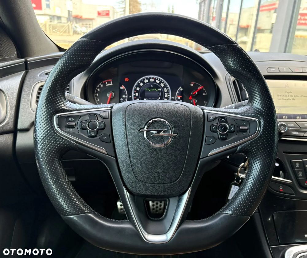 Opel Insignia 2.0 T Cosmo 4x4 S&S EU6 - 13