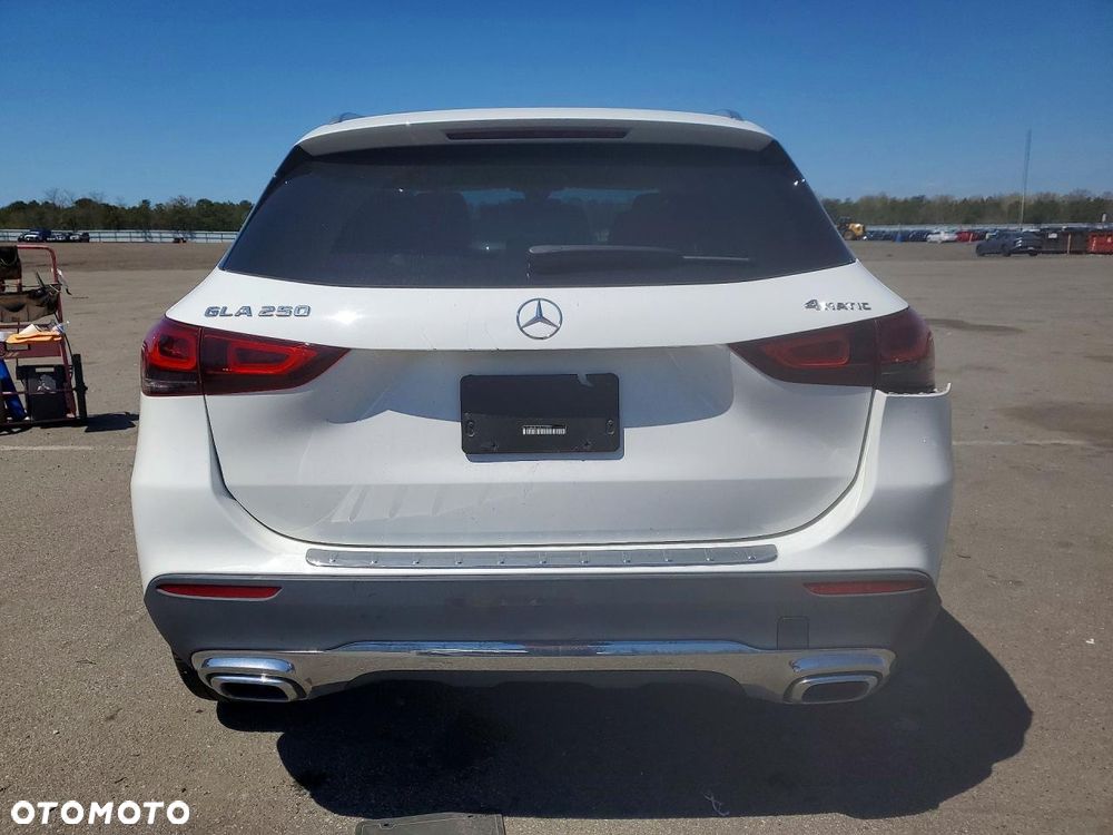 Mercedes-Benz GLA 250 4Matic 8G-DCT Edition 2021 - 7