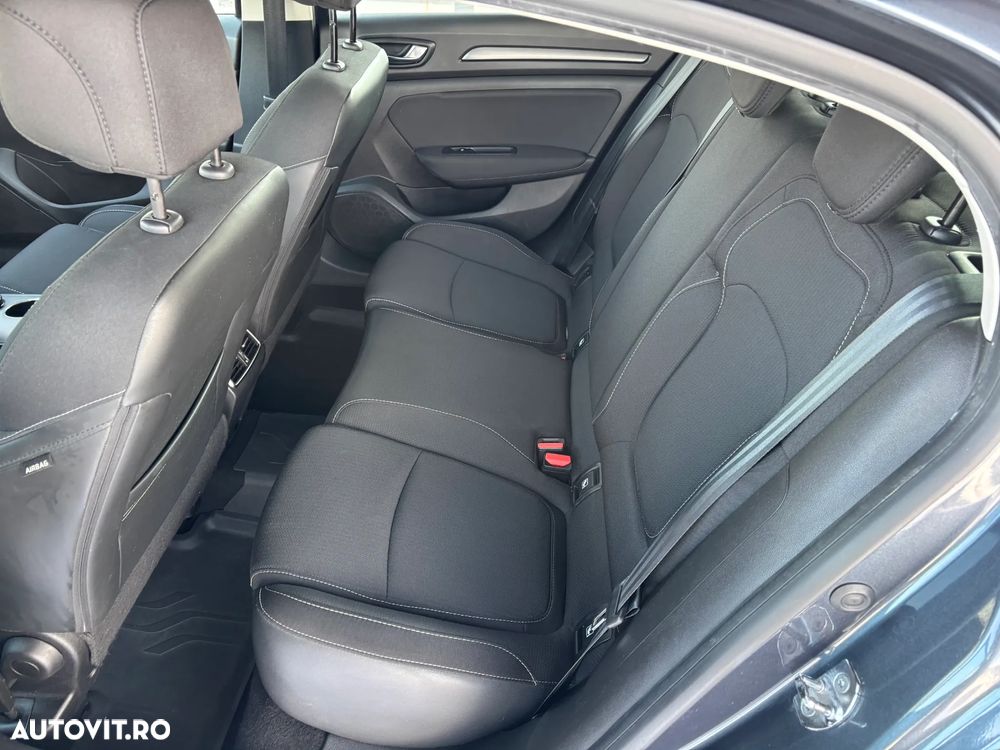 Renault Megane TCE 114 GPF Life - 28