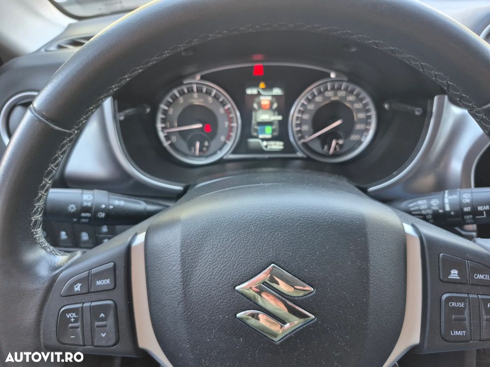 Suzuki Vitara 1.4 Boosterjet MHEV Passion - 15