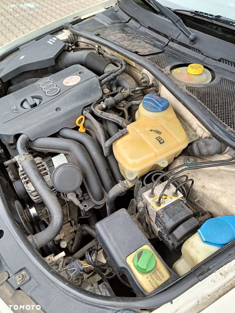 Audi A4 Limousine - 37