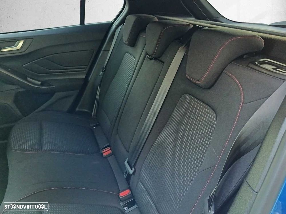 Ford Focus 1.0 EcoBoost MHEV ST-Line - 8