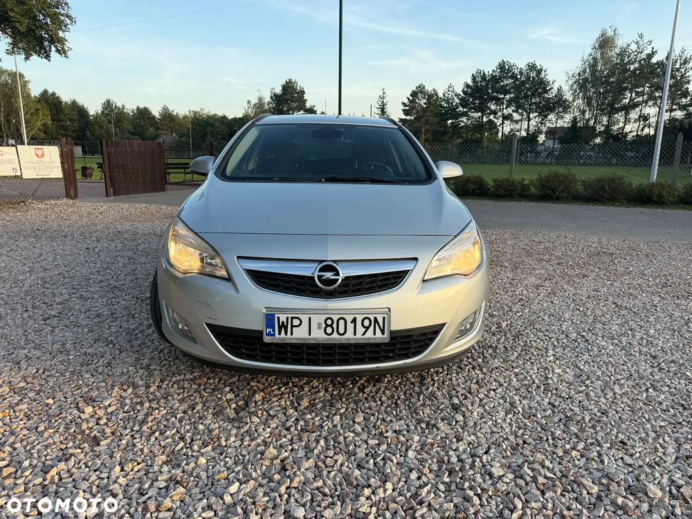 Opel Astra 1.4 T Cosmo - 4